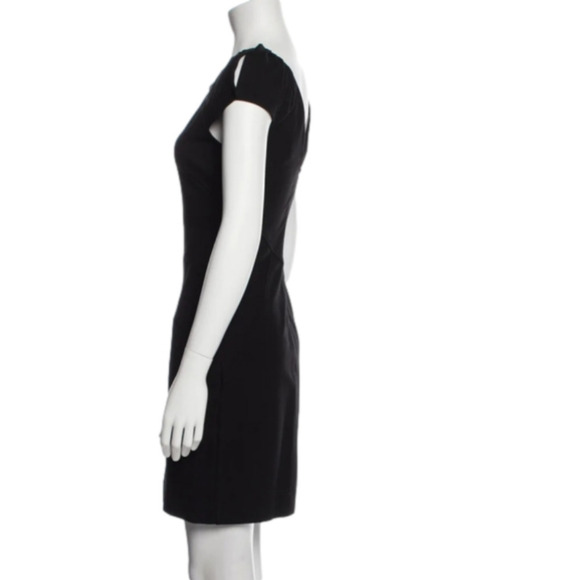 Miusol Black City Goddess Dress Short Sleeves - Picture 2 of 4